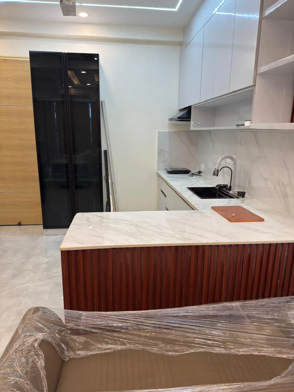 Gaur City Center — LPW — image 3